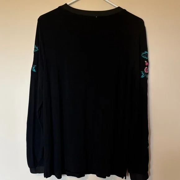 ANDREE BY UNIT Black Long-Sleeve Tee with Pink & Teal Sleeve Embroidery - Picture 5 of 5